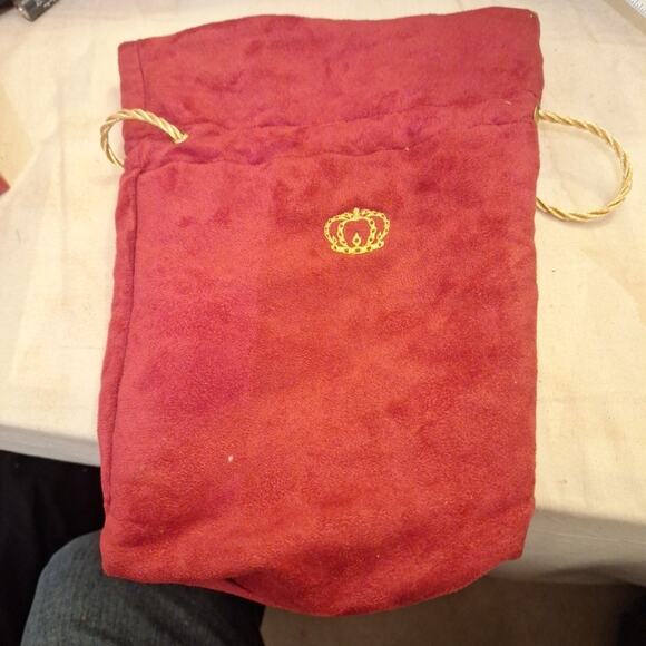 Crown Royal XR Red Velvet and Gold Drawstring Bag - Picture 1 of 3
